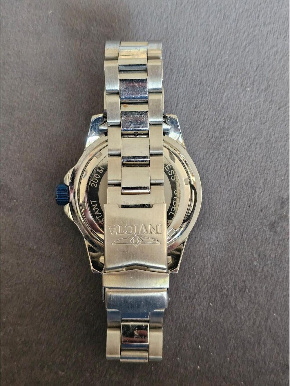 Invicta Pro Diver 14051 Watch (needs battery) - Picture 2 of 3